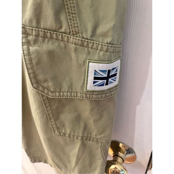 GBT Olympic Tan Bermuda Cargo Shorts sz L EUC - Picture 3 of 8